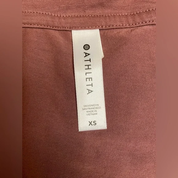 Athleta V-Neck Tank Brown Women’s XS Droptail Hem Summer Casual Athleisure Soft - Picture 6 of 7